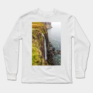 Skye, Scotland - Kilt Rock Waterfall Long Sleeve T-Shirt